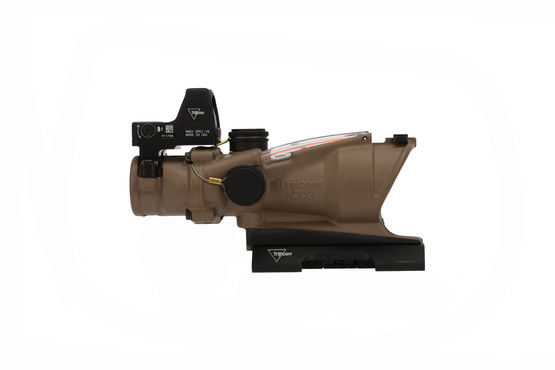 Trijicon ACOG Scope FDE 4x32 comes with a mount